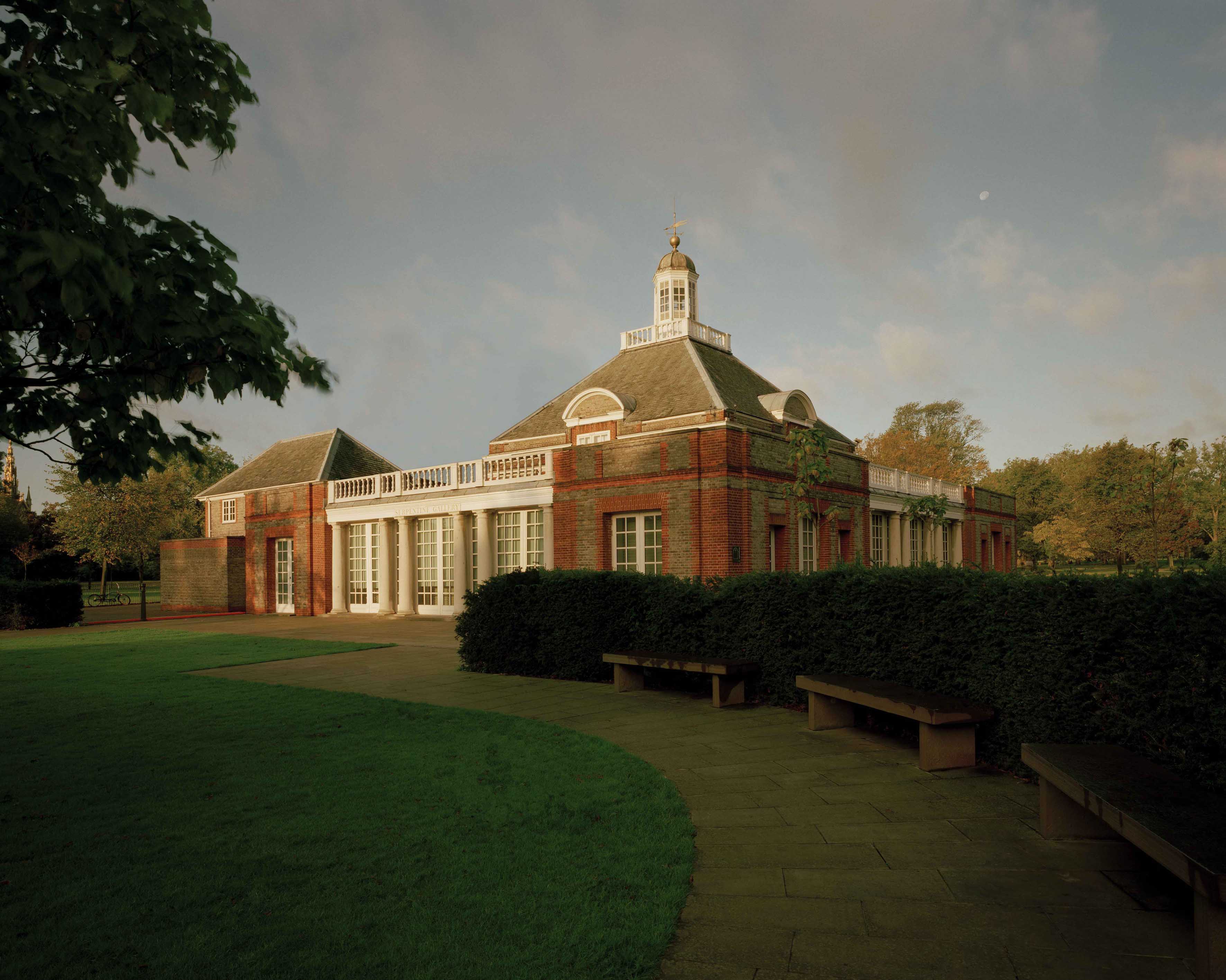 London Serpentine Gallery Reviews & Family Deals