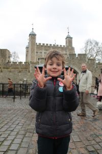 Oscar gives the Tower of London a K-Rating of 10/10 Kidrated Top 5 Things in London For Revolting Kids