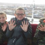 three boys review the emirates air line cable car london