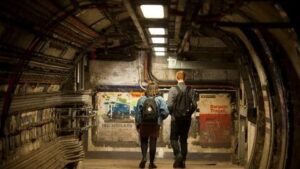 Discover unusual, unique and unexpected things to do in London with kids and teenagers on your family trip with KidRated.