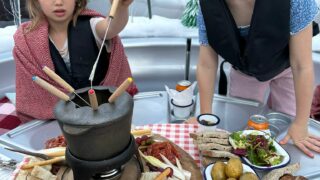 Tiggy & Nell KidRate Skuna Boats - with amazing food
